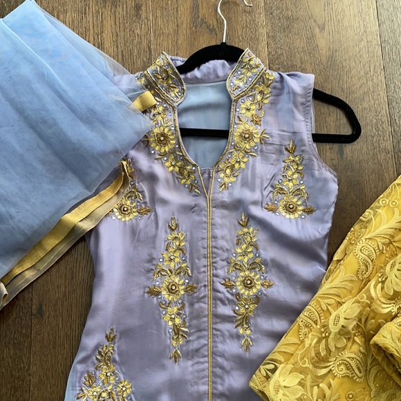 Indian lilac purple suit - Picture 2 of 5